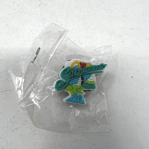 McDonalds Pin Sacramento Advertising State Capital Rubber Pin - Picture 1 of 4